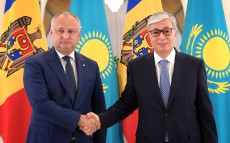 Президент Казахстана Касым-Жомарт Токаев встретился с Президентом Молдовы Игорем Додоном