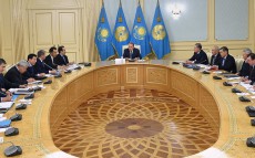 President Nursultan Nazarbayev holds meeting on preparation for International Specialized Exhibition EXPO-2017