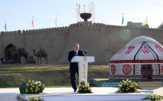 Қазақстан Президенті облыс жұртшылығымен және Түркістан қаласының тұрғындарымен кездесті