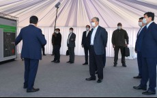Қасым-Жомарт Тоқаев күн электр станциясын аралап көрді