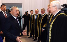 Участие в церемонии принятия присяги председателем суда Международного финансового центра «Астана»