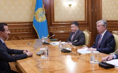 Глава государства принял председателя совета директоров DP World Султана Ахмеда бин Сулайема