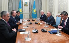 Елбасы Нурсултан Назарбаев встретился с министром иностранных дел Турецкой Республики Мевлютом Чавушоглу