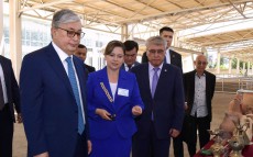 Қазақстан Президенті Қасым-Жомарт Тоқаев «Көне Тараз» археологиялық саябағын аралап көрді