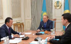 Мемлекет басшысы «ҚазМұнайГаз» ҰК» АҚ басқармасының төрағасы Сауат Мыңбаевты қабылдады