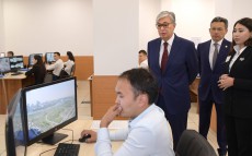 Президент Казахстана Касым-Жомарт Токаев посетил столичный центр мониторинга и оперативного реагирования «IKomek109»