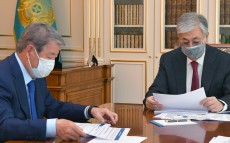 Глава государства принял председателя правления АО «ФНБ «Самрук-Қазына» Ахметжана Есимова