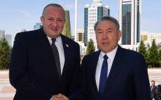 Meeting with Giorgi Margvelashvili, Georgian President, who arrived in Kazakhstan with an official visit