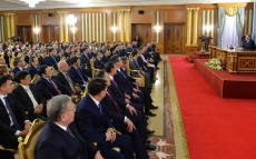 Мемлекет басшысы Қазақстан Республикасы Президенті Әкімшілігінің қызметкерлерімен кездесті