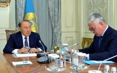 Мемлекет басшысы Қорғаныс және аэроғарыш өнеркәсібі министрі Бейбіт Атамқұловты қабылдады