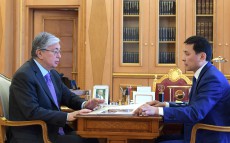 Қазақстан Президенті Қасым-Жомарт Тоқаев Нұр-Сұлтан қаласының әкімі Алтай Көлгіновті қабылдады