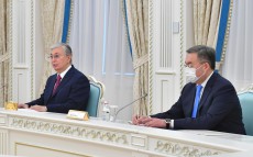 President Kassym-Jomart Tokayev receives Foreign Minister of Uzbekistan Abdulaziz Kamilov