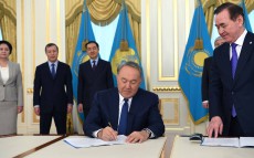 Выступление Нурсултана Назарбаева на церемонии публичного подписания Закона «О внесении изменений и дополнений в Конституцию Республики Казахстан»