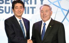 Meeting with Prime Minister of Japan Shinzo Abe on the sidelines of Nuclear Security Summit
