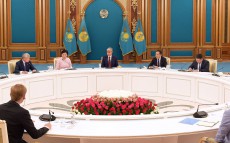 Мемлекет басшысы Қасым-Жомарт Тоқаев еңбек және жұмыспен қамту мәселелері бойынша жиын өткізді