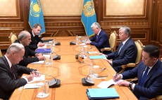 Касым-Жомарт Токаев принял Специального представителя ЕС по Центральной Азии Петера Буриана