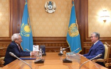 Глава государства Касым-Жомарт Токаев принял президента Казахской академии питания Торегельды Шарманова