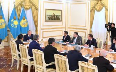 Meeting with the Working Group on implementing the Project to Latinize the National Language