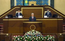 Қасым-Жомарт Тоқаев VII шақырылымдағы Парламенттің бірінші сессиясының ашылуына қатысты