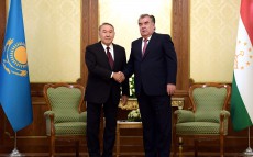 Қазақстан Президенті Нұрсұлтан Назарбаев Тәжікстан Республикасының Президенті Эмомали Рахмонмен кездесті
