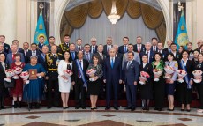 Тәуелсіздік күні қарсаңында бірқатар азамат мемлекеттік наградалармен марапатталды