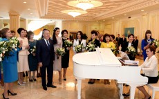 Мемлекет басшысының Қазақстанның әйелдер қауымы өкілдерімен «Көктем шуағы» атты кездесуі туралы арнайы репортаж
